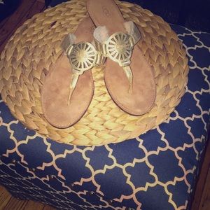 UGG Sandals for Summer ☀️🔥💫🌟(REPOSH ) 🖤